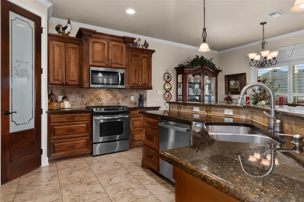 5319 Barberry Lane Bossier City, LA 71112