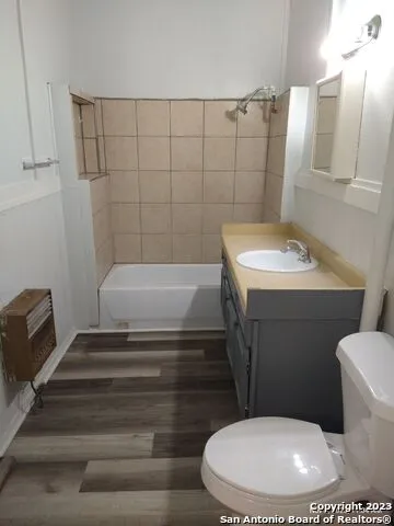 822 E Carson St Unit 2 San Antonio, TX 78208