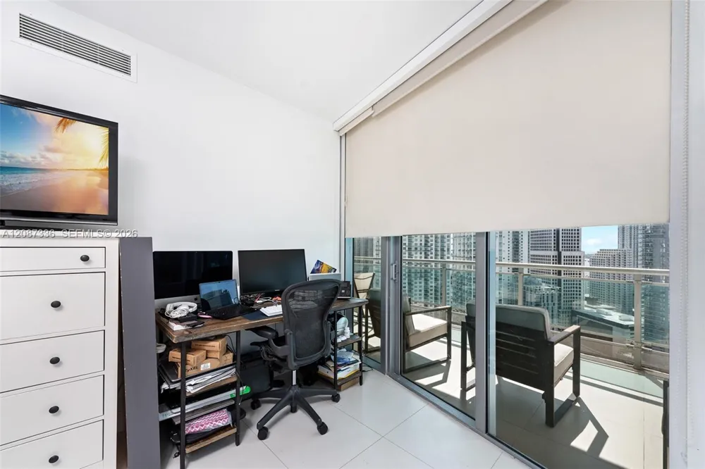 350 S Miami Ave #3802 Miami, FL 33130
