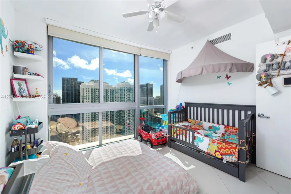 350 S Miami Ave #3802 Miami, FL 33130
