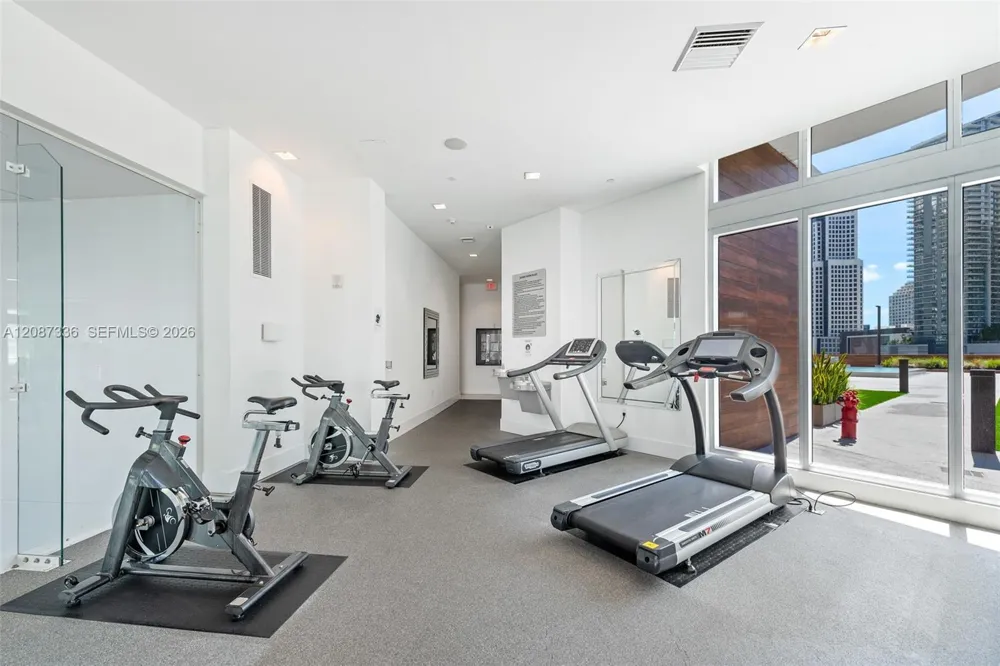 350 S Miami Ave #3802 Miami, FL 33130