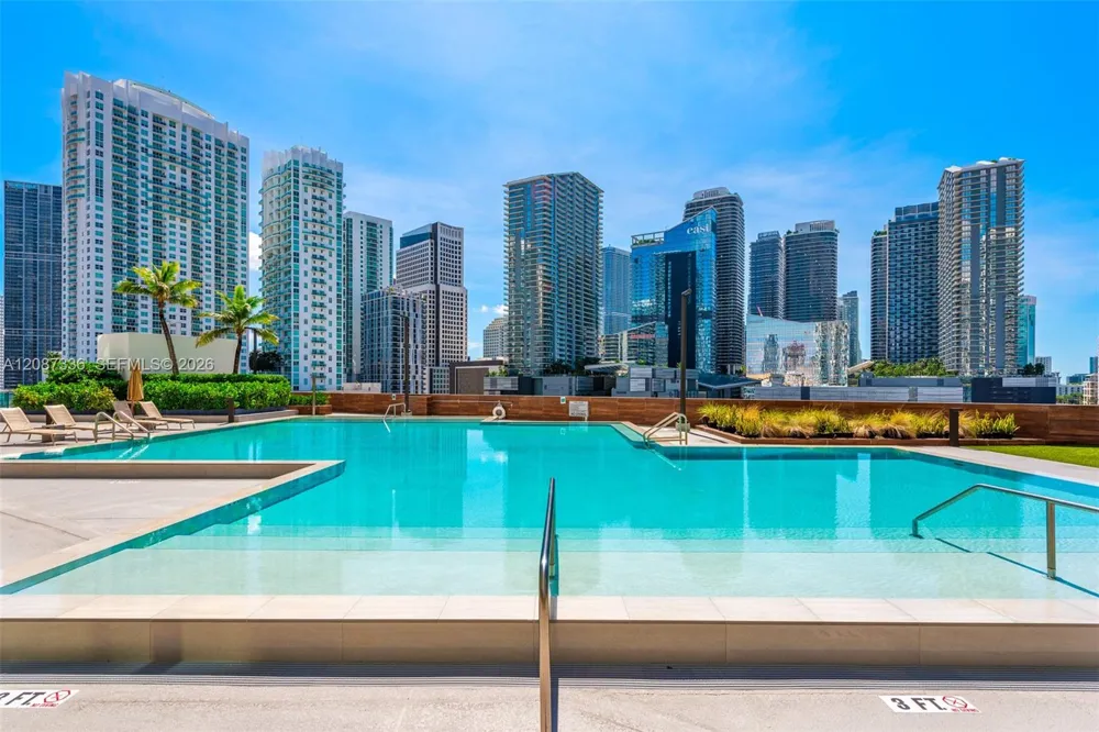 350 S Miami Ave #3802 Miami, FL 33130