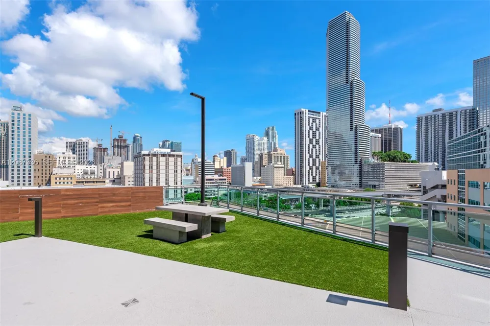 350 S Miami Ave #3802 Miami, FL 33130