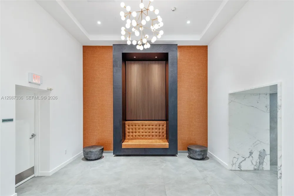 350 S Miami Ave #3802 Miami, FL 33130