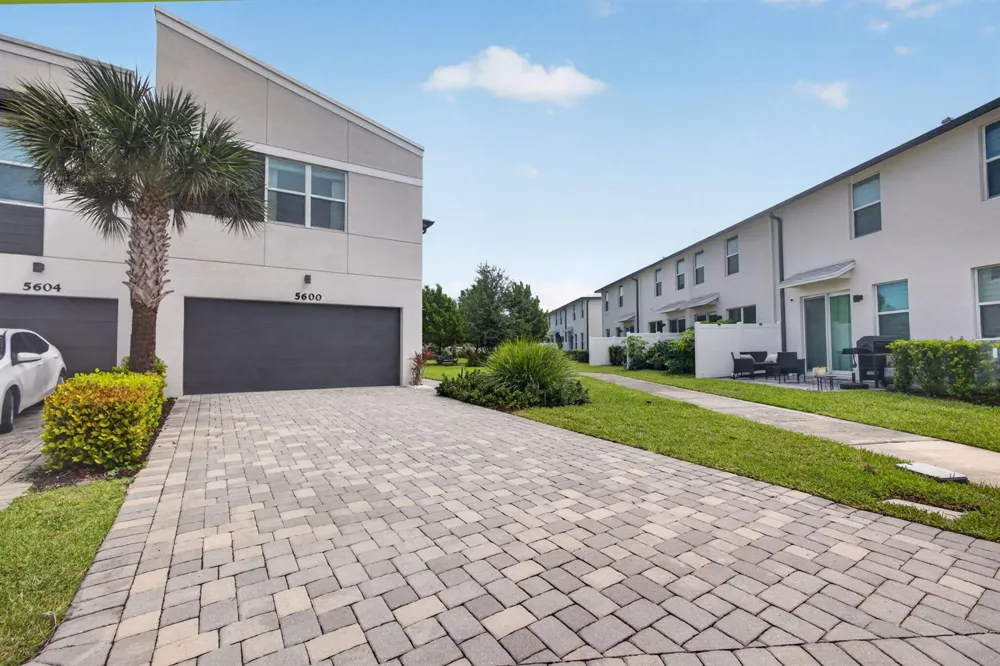 5600 Mentmore Drive West Palm Beach, FL 33407