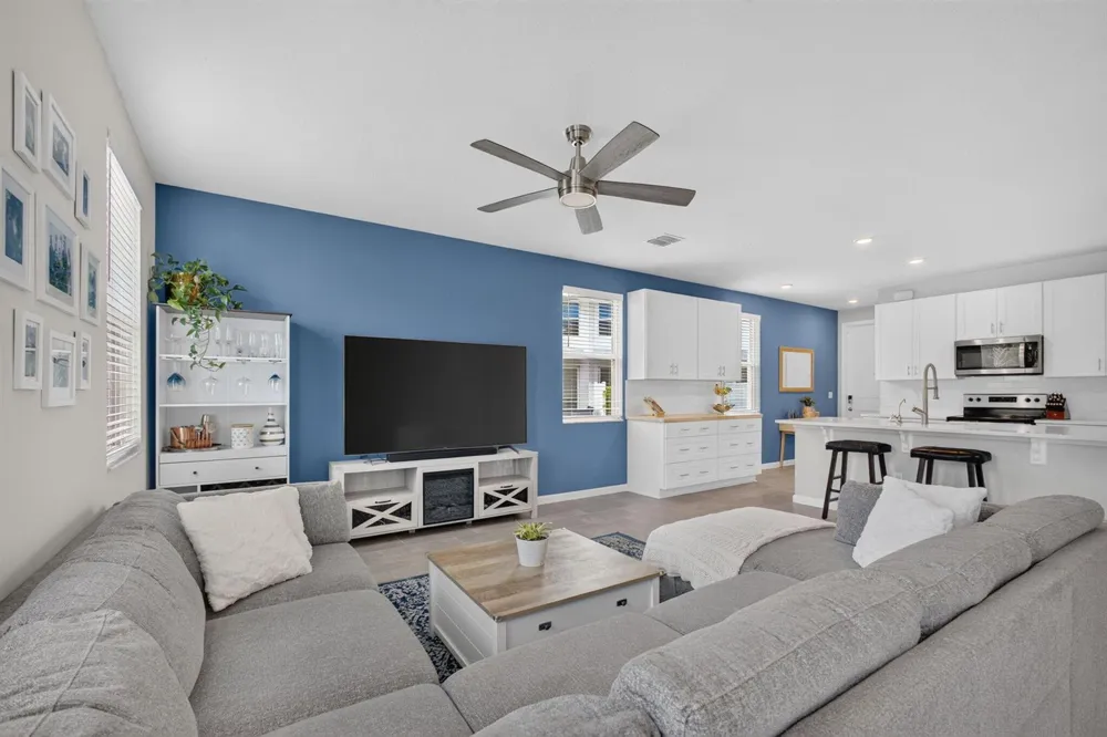 5600 Mentmore Drive West Palm Beach, FL 33407
