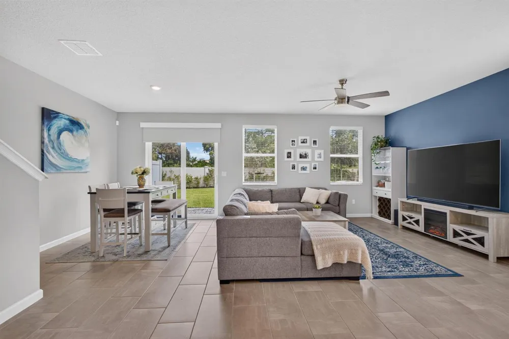 5600 Mentmore Drive West Palm Beach, FL 33407
