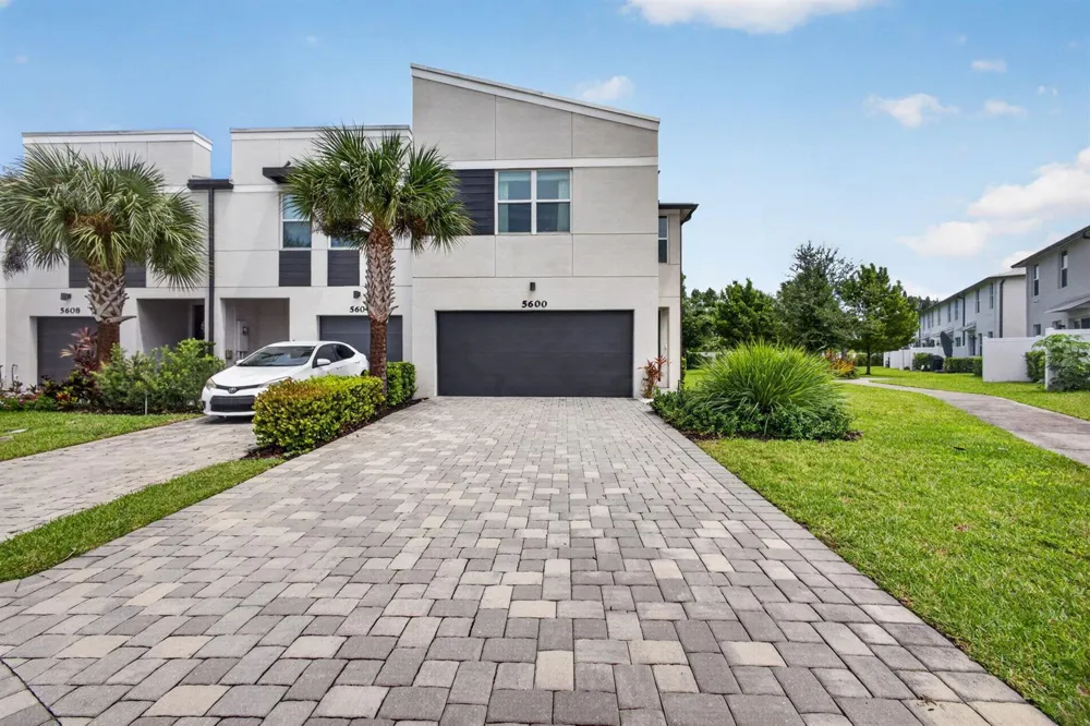 5600 Mentmore Drive West Palm Beach, FL 33407