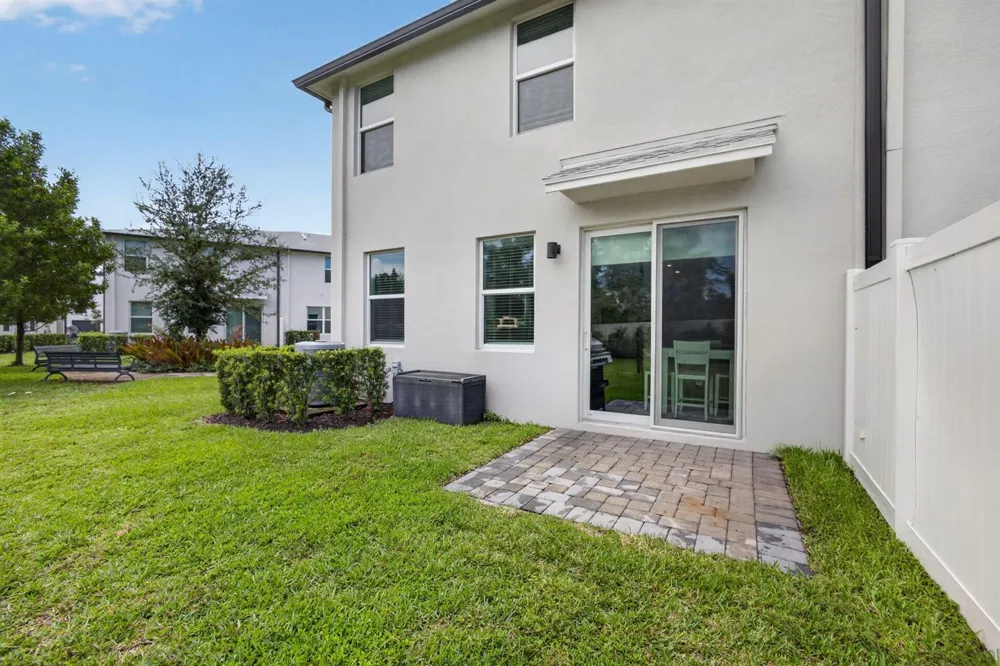 5600 Mentmore Drive West Palm Beach, FL 33407