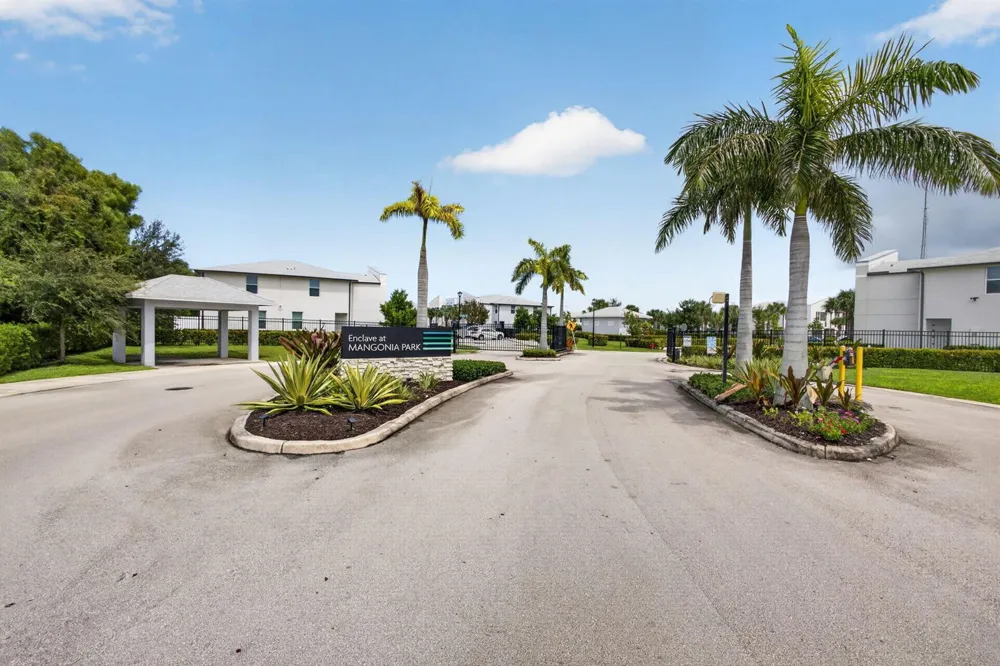 5600 Mentmore Drive West Palm Beach, FL 33407