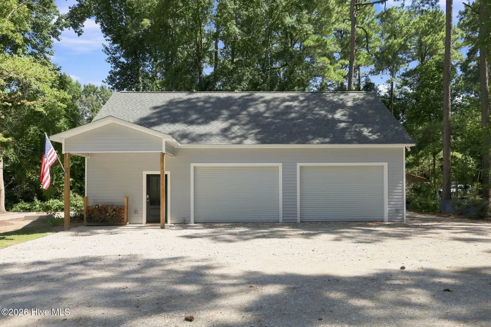 194 Steep Hill Drive Swansboro, NC 28584