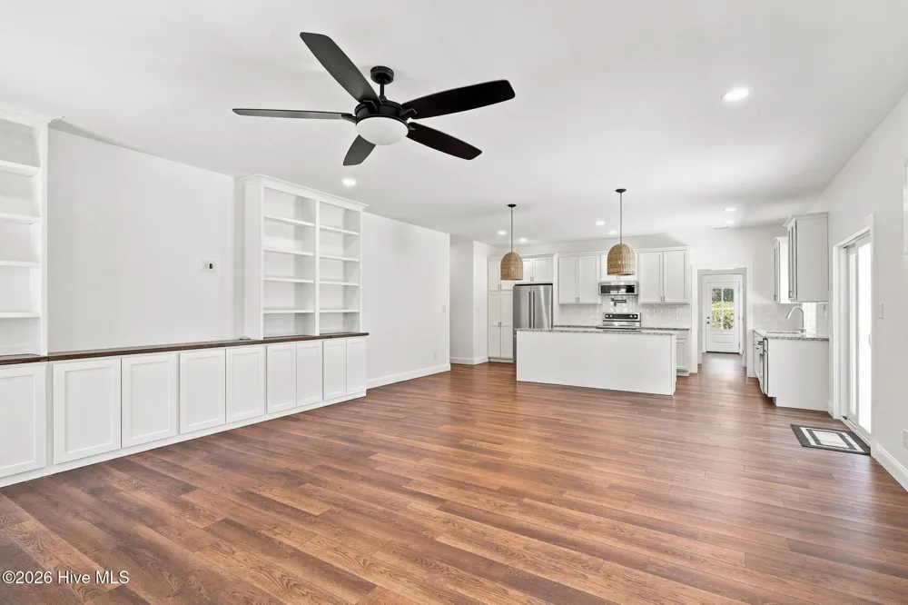 194 Steep Hill Drive Swansboro, NC 28584