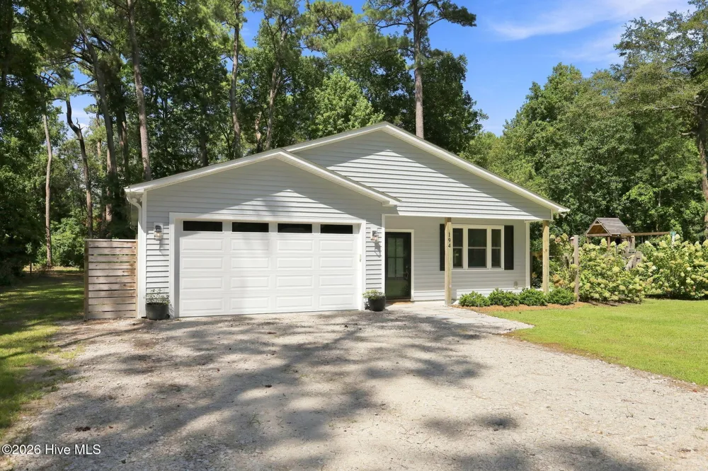 194 Steep Hill Drive Swansboro, NC 28584