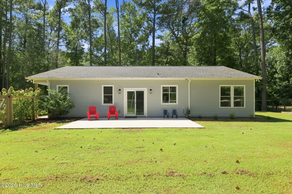 194 Steep Hill Drive Swansboro, NC 28584