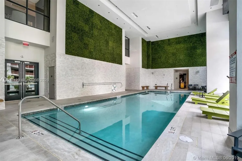 1010 Brickell Ave #4208 Miami, FL 33131