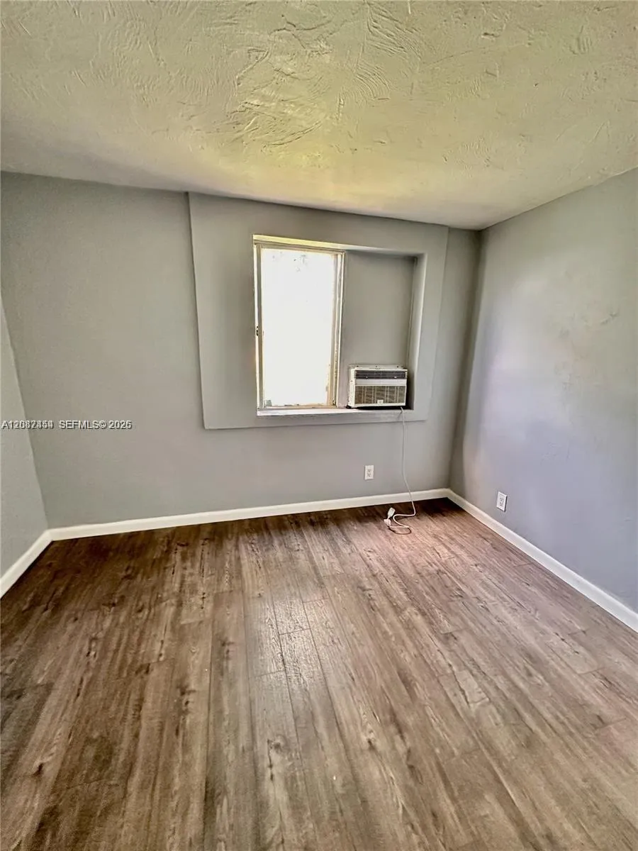 6326 NW 4th Ave #4 Miami, FL 33150