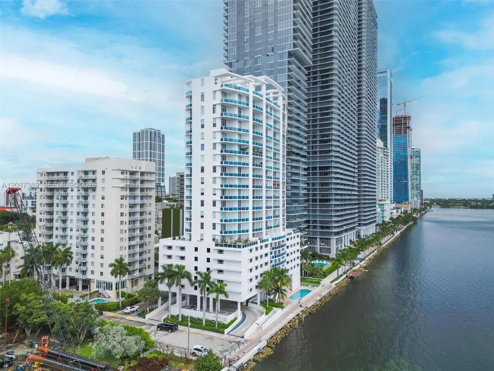 725 NE 22nd St #8E Miami, FL 33137