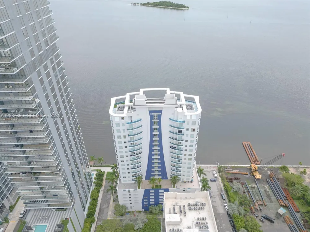 725 NE 22nd St #8E Miami, FL 33137