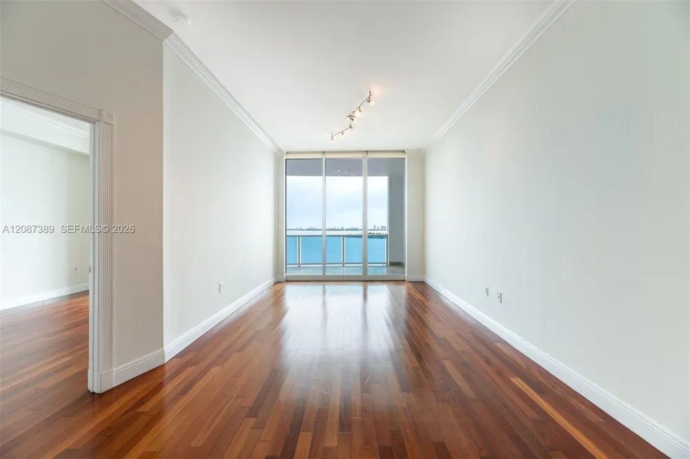 725 NE 22nd St #8E Miami, FL 33137