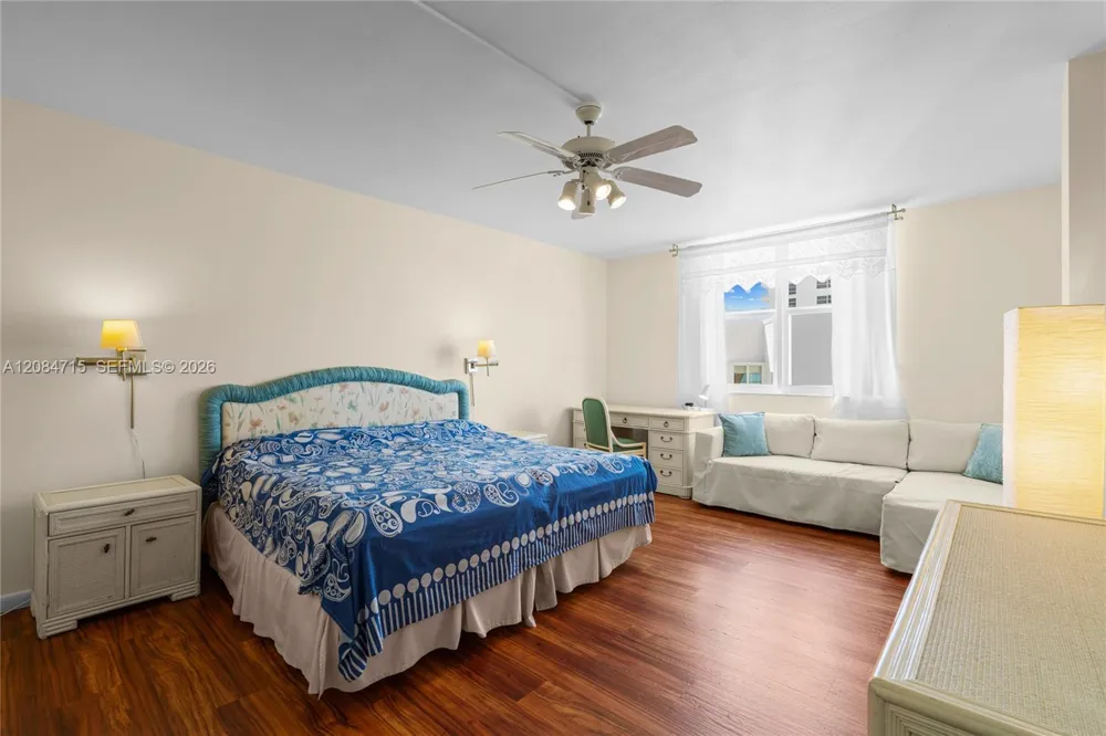 5001 Collins Ave #15G Miami Beach, FL 33140