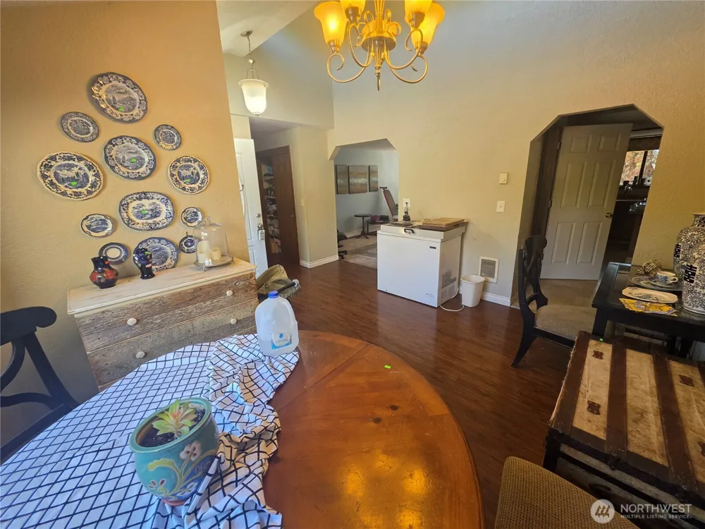 15503 NE 76th Street Vancouver, WA 98682