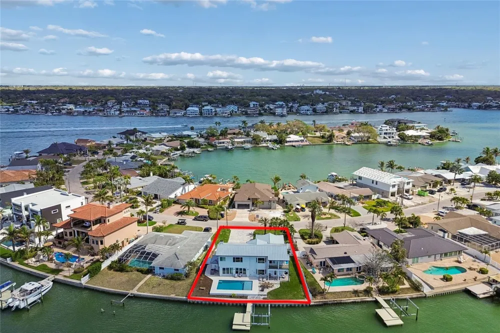 478 HARBOR DRIVE Indian Rocks Beach, FL 33785