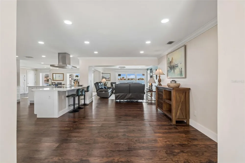 478 HARBOR DRIVE Indian Rocks Beach, FL 33785