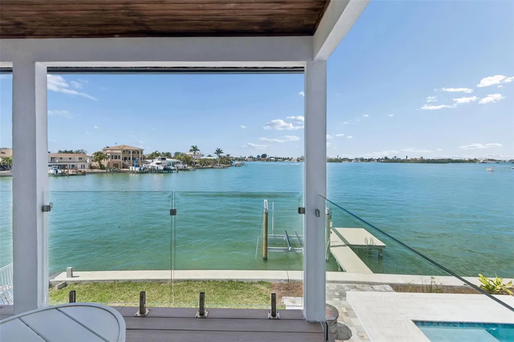 478 HARBOR DRIVE Indian Rocks Beach, FL 33785