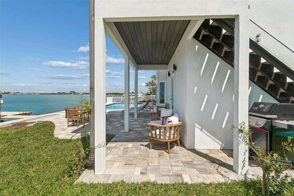 478 HARBOR DRIVE Indian Rocks Beach, FL 33785