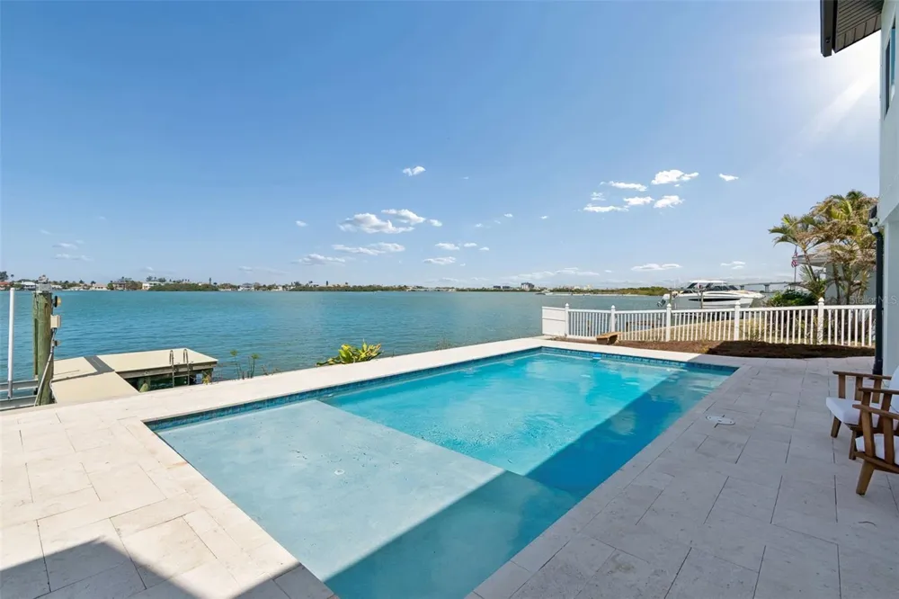 478 HARBOR DRIVE Indian Rocks Beach, FL 33785