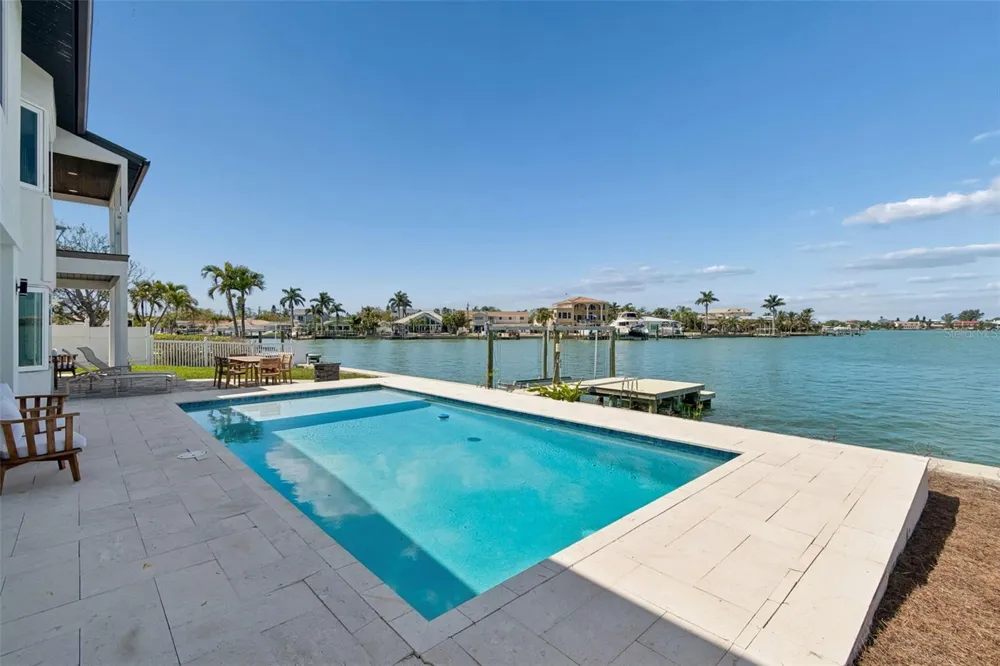 478 HARBOR DRIVE Indian Rocks Beach, FL 33785