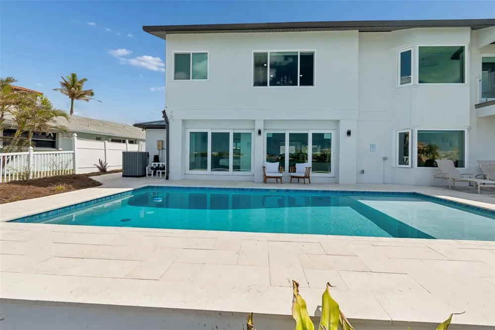 478 HARBOR DRIVE Indian Rocks Beach, FL 33785
