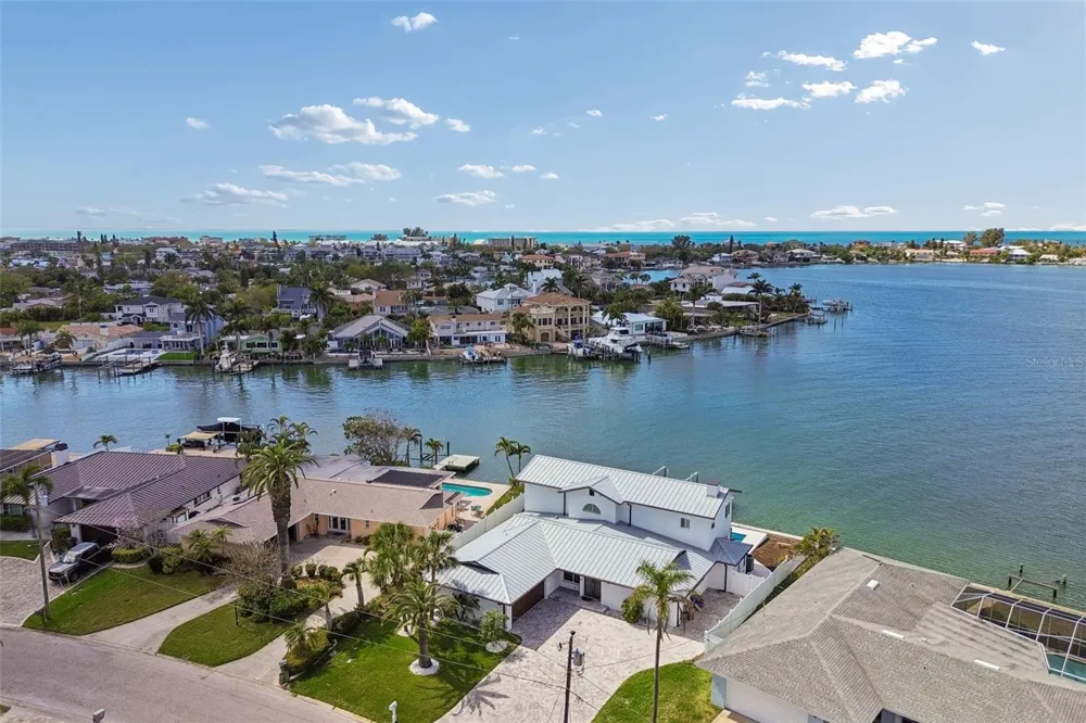 478 HARBOR DRIVE Indian Rocks Beach, FL 33785