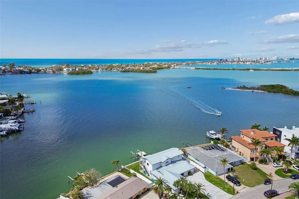 478 HARBOR DRIVE Indian Rocks Beach, FL 33785