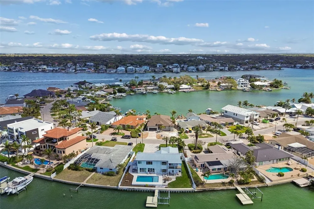 478 HARBOR DRIVE Indian Rocks Beach, FL 33785