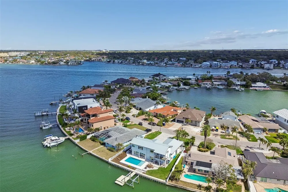 478 HARBOR DRIVE Indian Rocks Beach, FL 33785