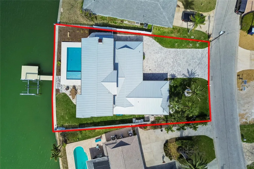 478 HARBOR DRIVE Indian Rocks Beach, FL 33785