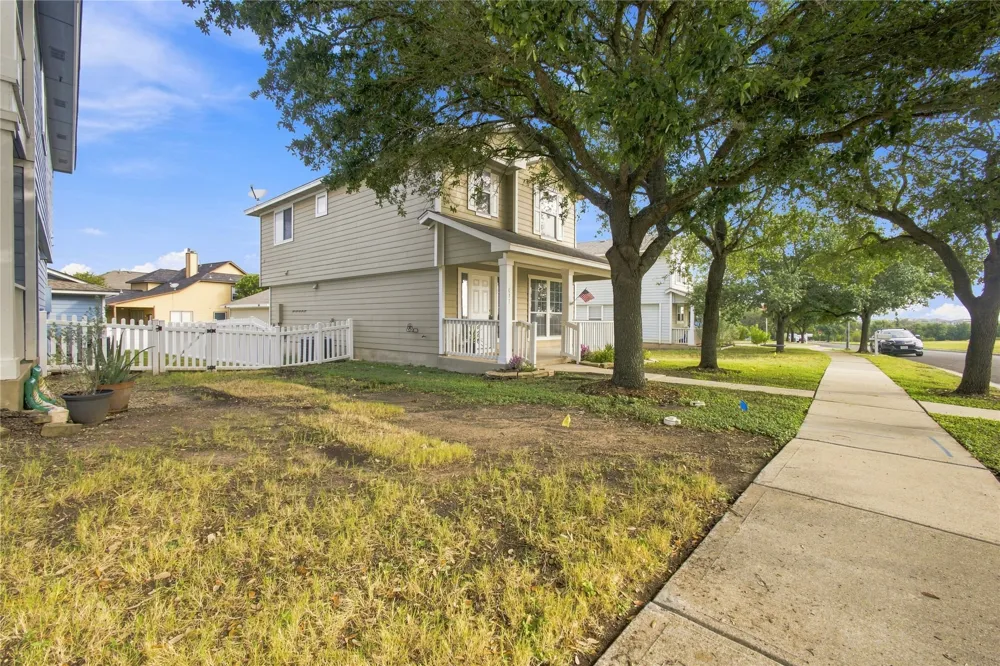 437 Haupt Kyle, TX 78640