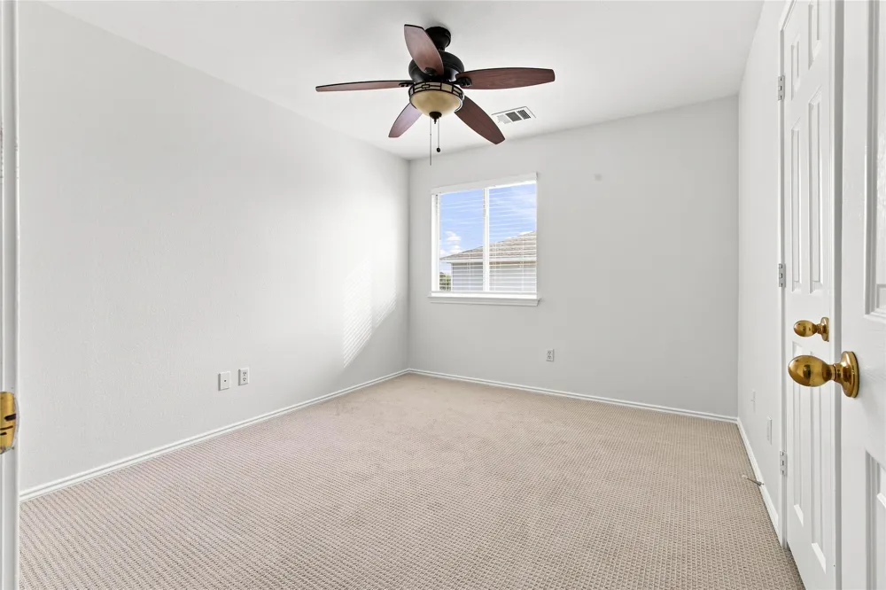 437 Haupt Kyle, TX 78640