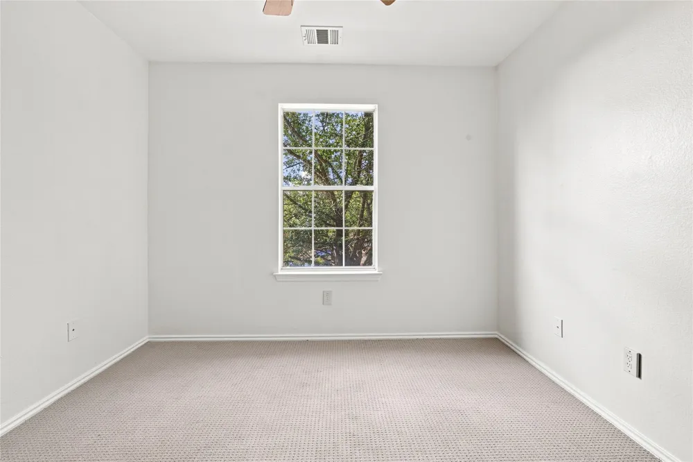 437 Haupt Kyle, TX 78640