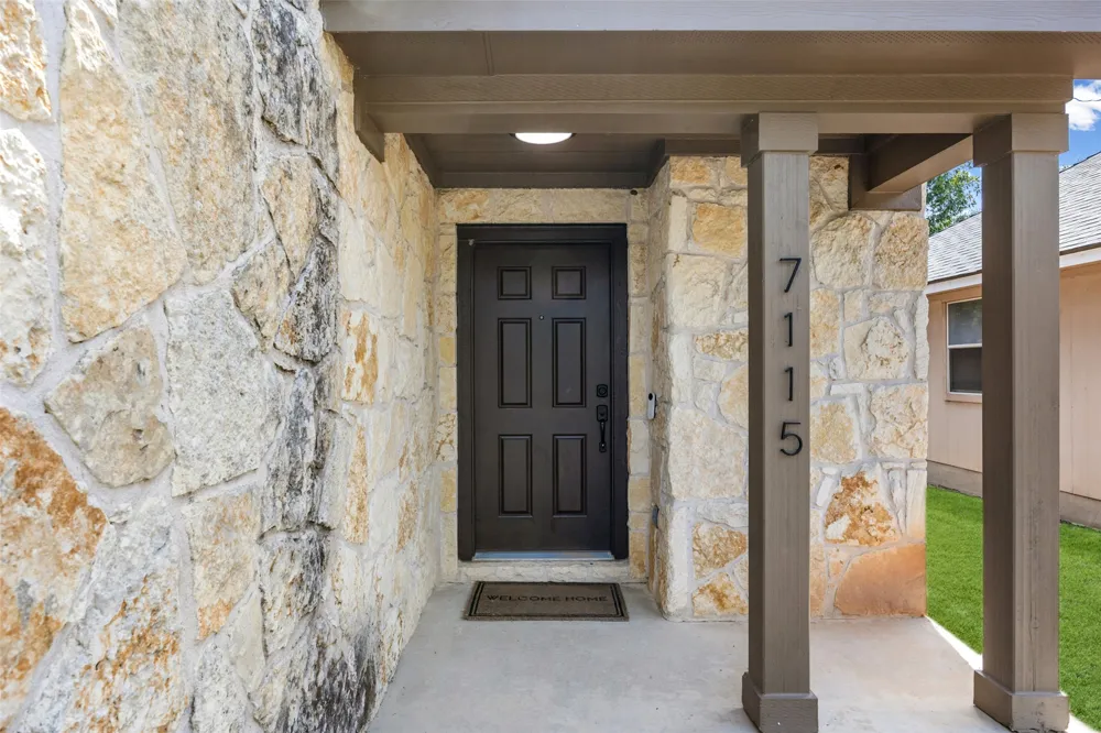 7115 Thannas Way Austin, TX 78744