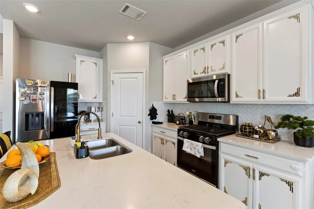Address Not Shown Hutto, TX 78634
