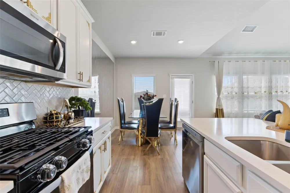 Address Not Shown Hutto, TX 78634