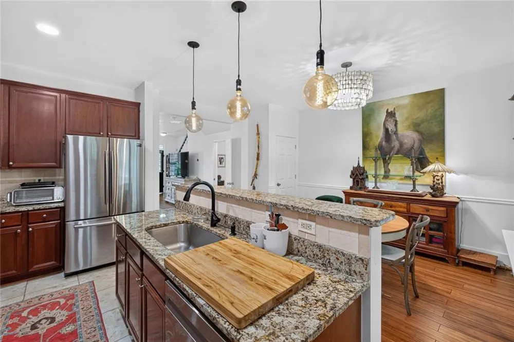 570 Gale Court Milton, GA 30004