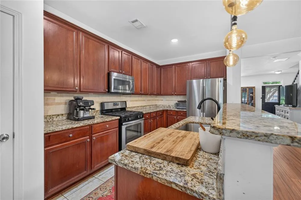 570 Gale Court Milton, GA 30004