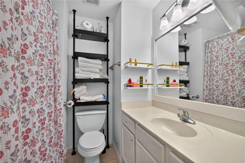 570 Gale Court Milton, GA 30004