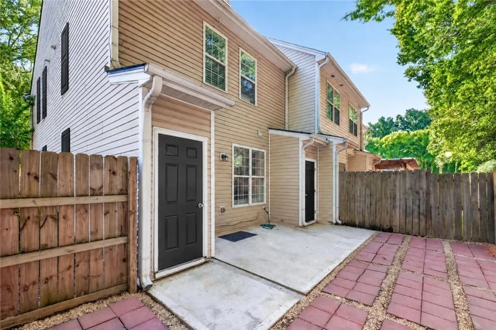 570 Gale Court Milton, GA 30004