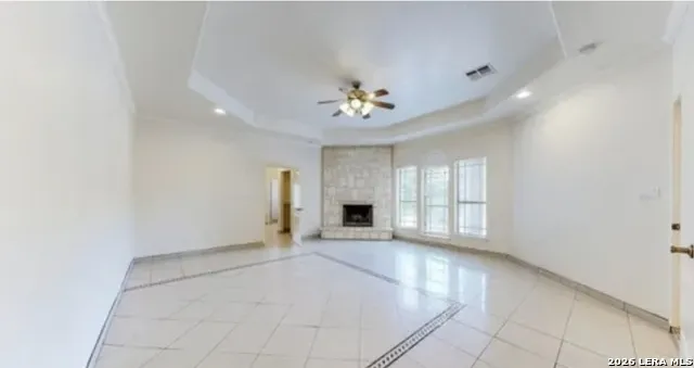 688 Private Road 7822 Natalia, TX 78059