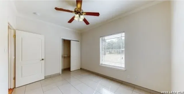 688 Private Road 7822 Natalia, TX 78059