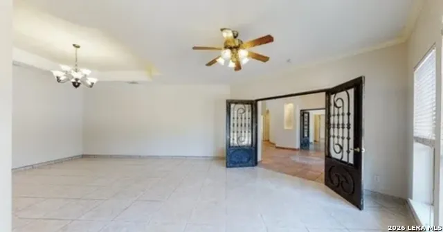 688 Private Road 7822 Natalia, TX 78059
